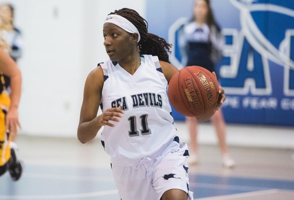 Lady Sea Devils Fall to Louisburg College