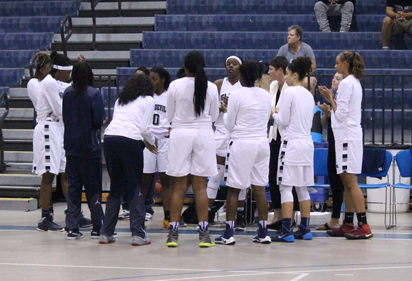 Women's Basketball Looks to Bounce Back versus Wallace State Community College