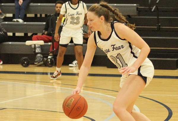 Women's Basketball is 4-0 After Sunday Win