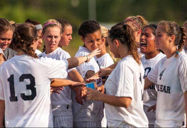 Women's Soccer Moves to #15 in National Poll