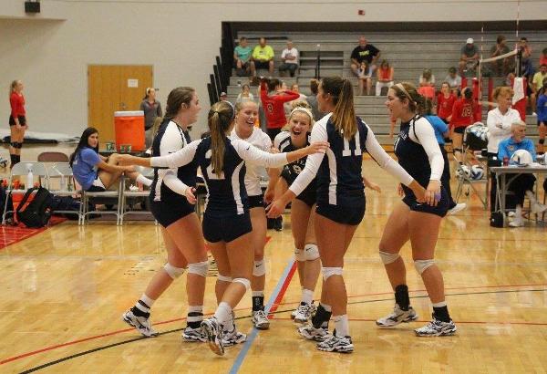 Volleyball Drops Final Games In Florida