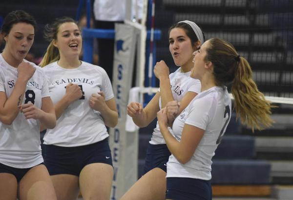 CFCC Volleyball Wins Seventh Straight