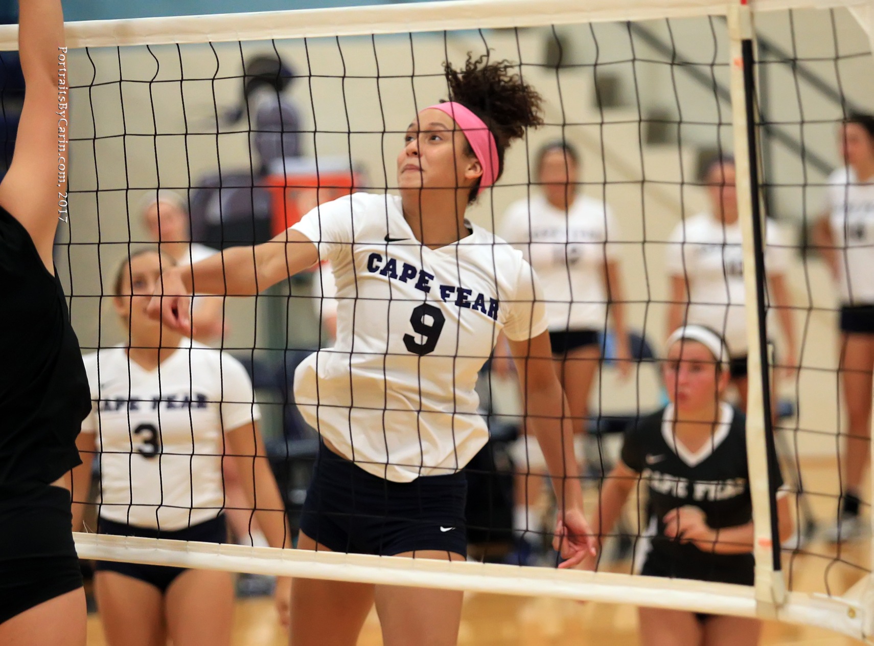 Volleyball Dominates Louisburg College