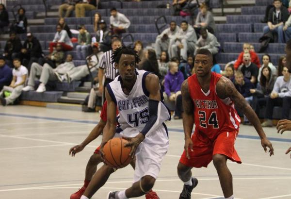 Sea Devils Look to Stay Perfect on the Road